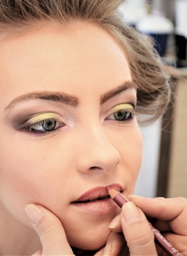 Crazy Girls Beauty Make-up